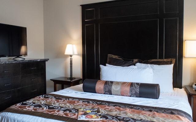 photo 3 of Chataura Hotel