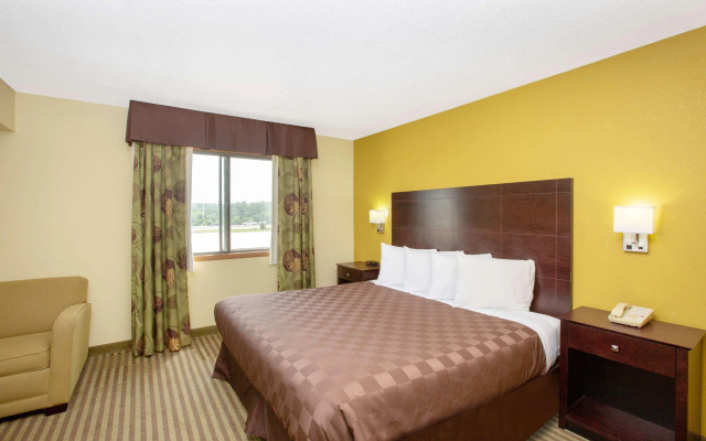 photo 4 of AmericInn by Wyndham Council Bluffs