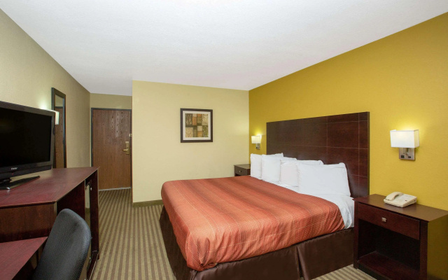 photo 5 of AmericInn by Wyndham Council Bluffs