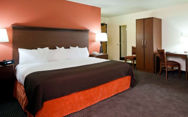 photo 4 of AmericInn by Wyndham Princeton IL
