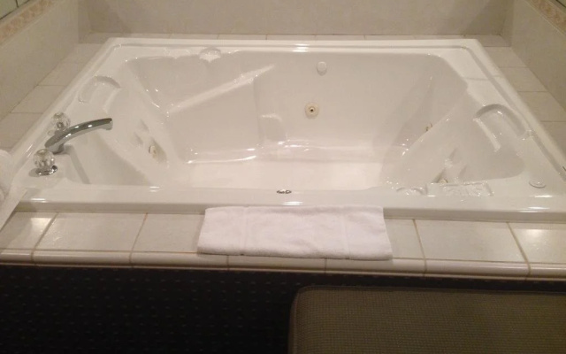 photo 4 of AmeriStay Waverly