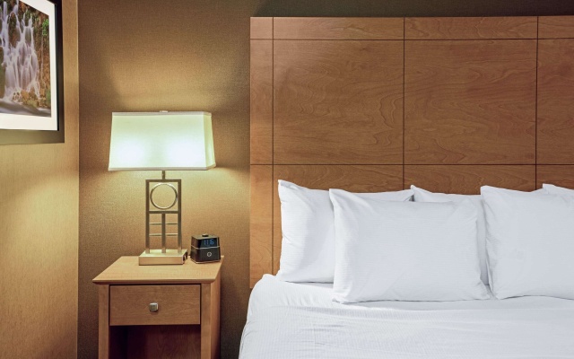 photo 4 of La Quinta Inn & Suites by Wyndham Coeur d`Alene
