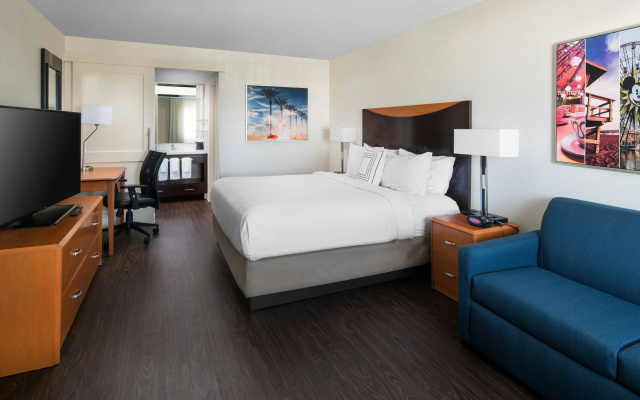 photo 3 of Fairfield by Marriott Anaheim Resort