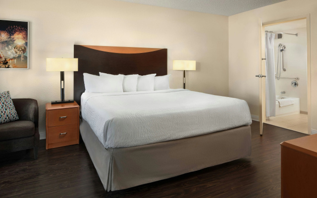photo 4 of Fairfield by Marriott Anaheim Resort