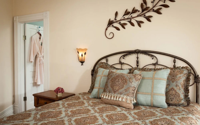 photo 5 of Andon-Reid Inn B&B