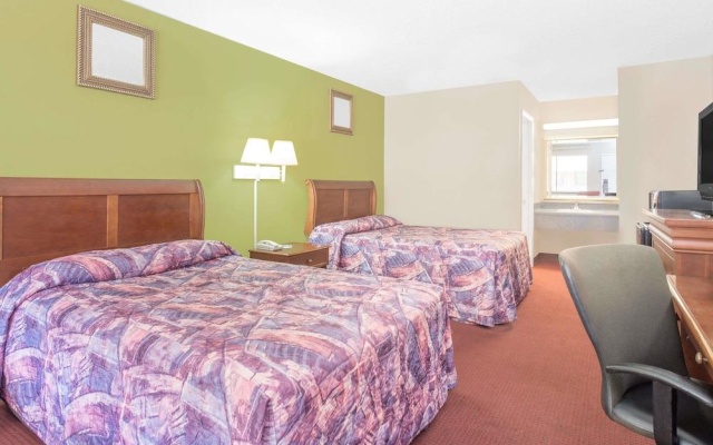 photo 3 of Anniston Inn & Suites