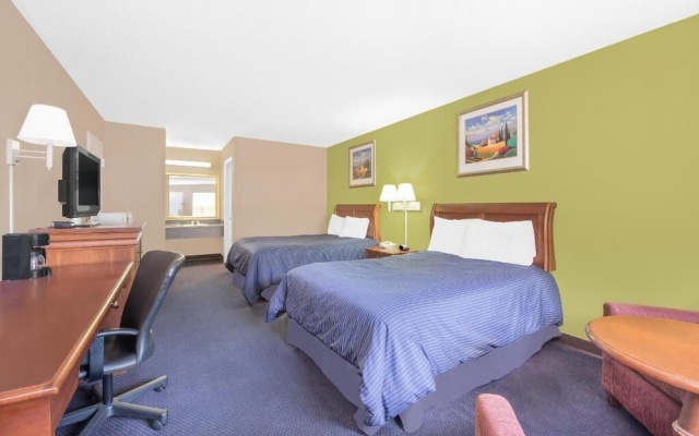 photo 4 of Anniston Inn & Suites