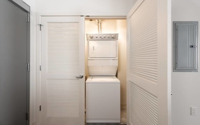 photo 3 of Apartments at 6105 Delmar Blvd