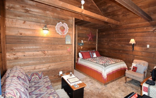 photo 3 of Apple Bin Inn