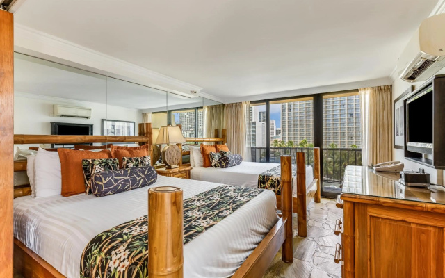 photo 5 of Castle Bamboo Waikīkī Hotel