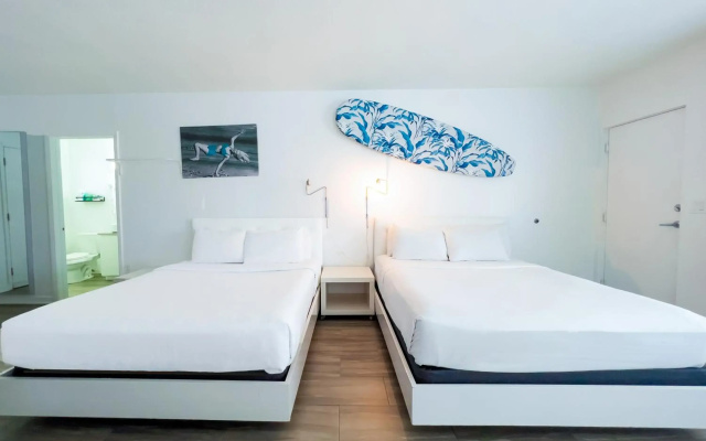 photo 3 of Aqua Hotel