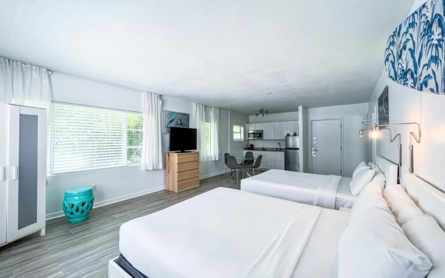 photo 5 of Aqua Hotel