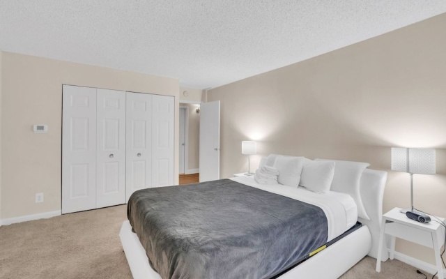 photo 5 of Arlington Fully Furnished Apartments in Crystal City