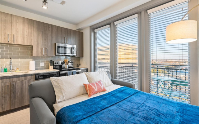 photo 4 of Arlington Stylish 2BD 2BA Apartment