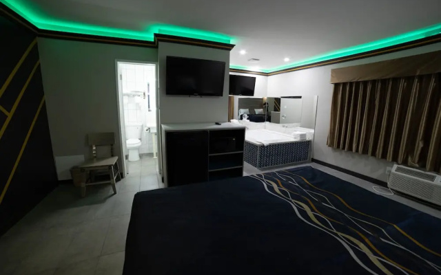photo 2 of Artesia Motor Inn