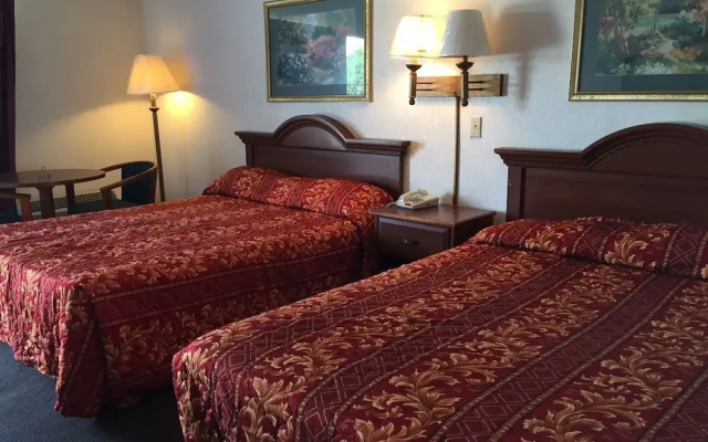 photo 2 of Ashburn Inn & RV Park