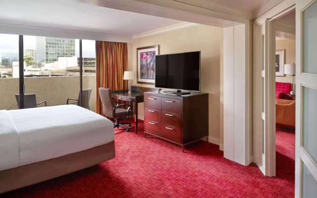 photo 2 of Wyndham Atlanta Buckhead Hotel & Conference Center