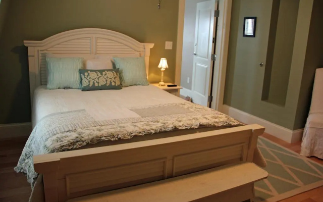 photo 5 of Atlantic House Inn
