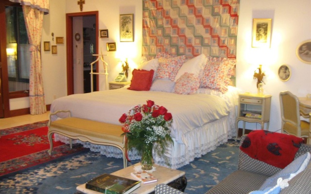 photo 4 of Auberge de Seattle; French Country Inn & French Cooking School