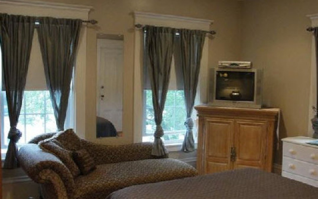 photo 3 of Auberge Gladstone