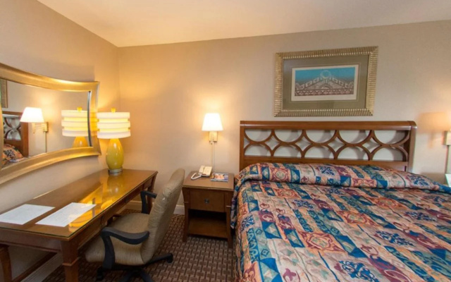 photo 4 of Audubon Inn
