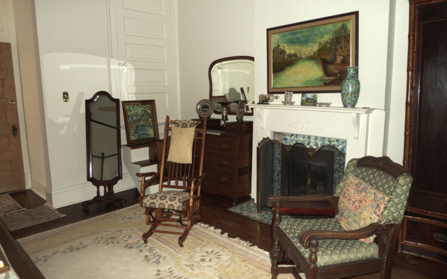 photo 5 of Audubon Park House Bed and Breakfast