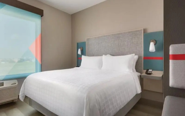 photo 3 of avid hotel Fayetteville West