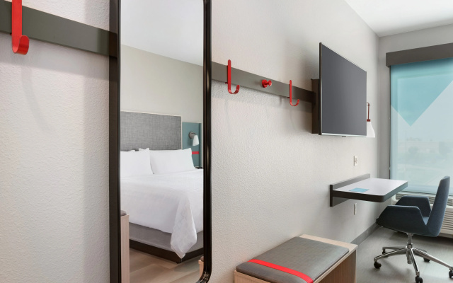 photo 3 of avid hotel Kalamazoo East by IHG