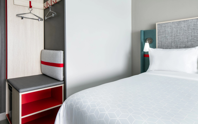 photo 5 of avid hotel Roseville - Minneapolis North by IHG