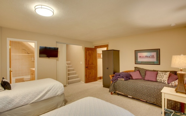 photo 4 of Avon Duplex ~ 6 Mi to Beaver Creek Resort!