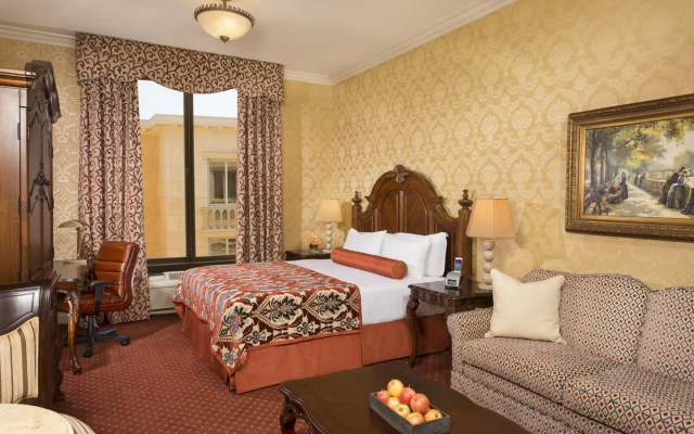 photo 4 of Ayres Hotel Manhattan Beach LAX