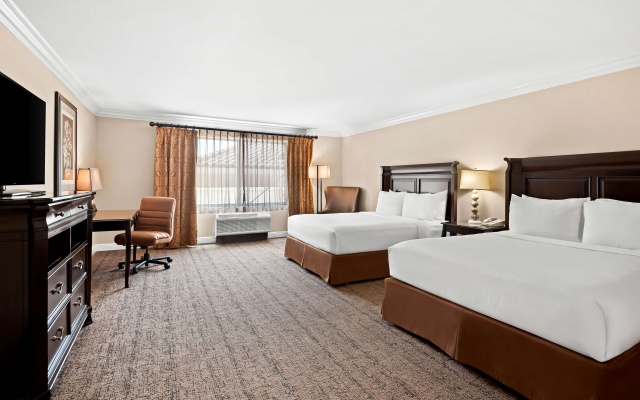 photo 4 of Best Western Ontario Mills Mall