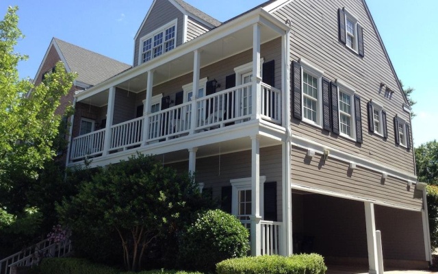 photo 4 of Baileys Uptown Inn