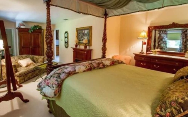 photo 3 of Bald Mountain House Inn at the Wolf Laurel Resort