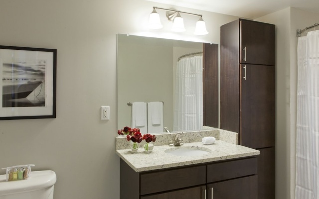 photo 3 of Furnished Quarters Bank Street Commons