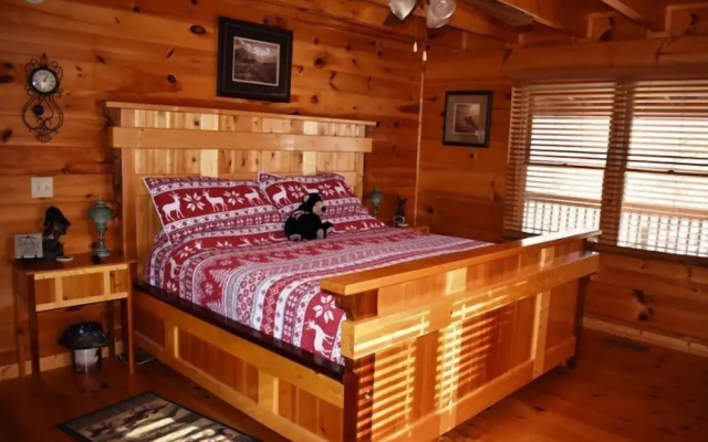 photo 2 of Barefoot Lodge