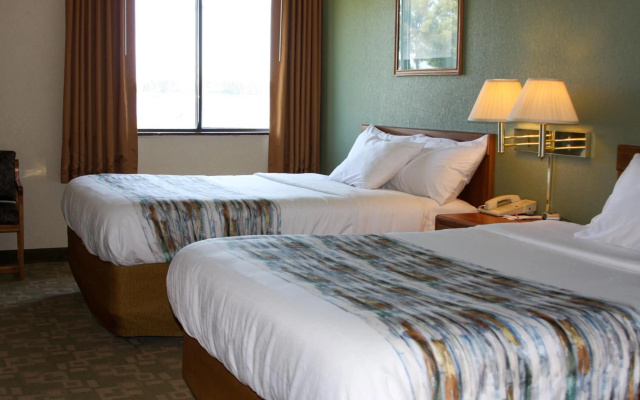 photo 4 of Barker's Island Inn Resort