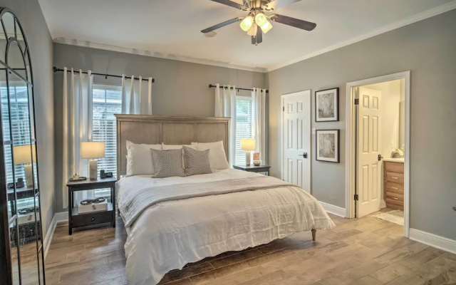 photo 3 of Baton Rouge Game Day House w/ Chic Yard Space