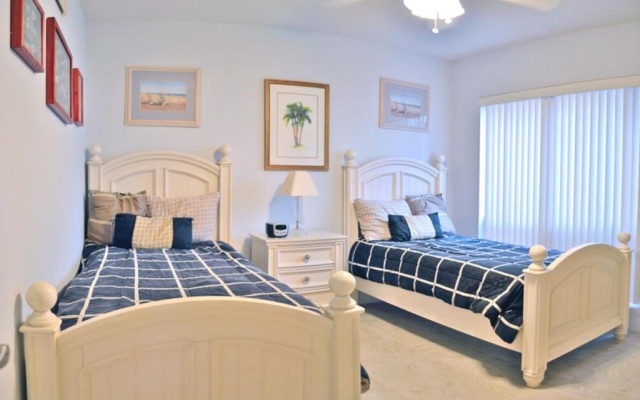 photo 2 of Bay Oaks 6157 #E01