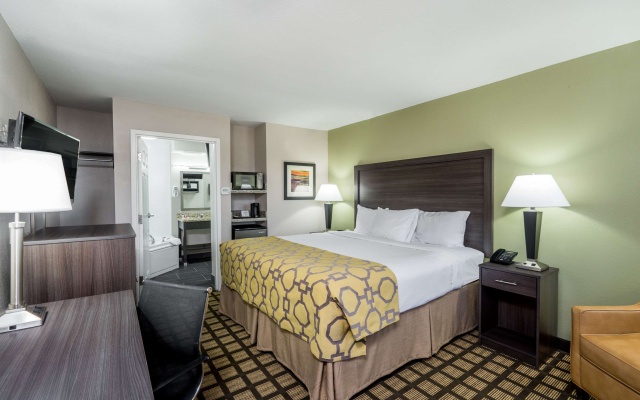 photo 5 of Baymont by Wyndham Clarksville