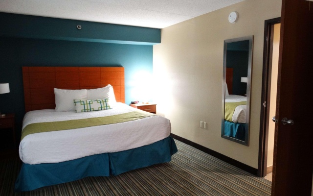 photo 4 of Best Western Warren Hotel