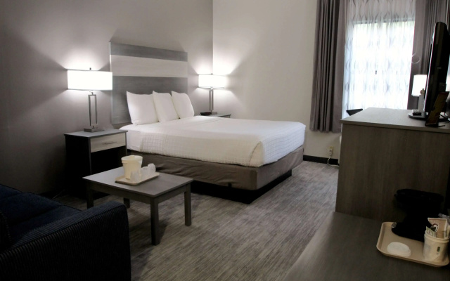 photo 4 of Baymont Inn & Suites by Wyndham Lafayette/Purdue Area