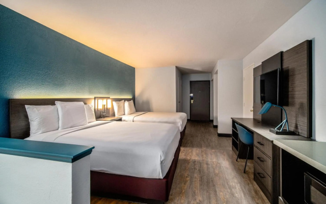 photo 5 of Studio 6 Suites Lawndale, CA – South Bay