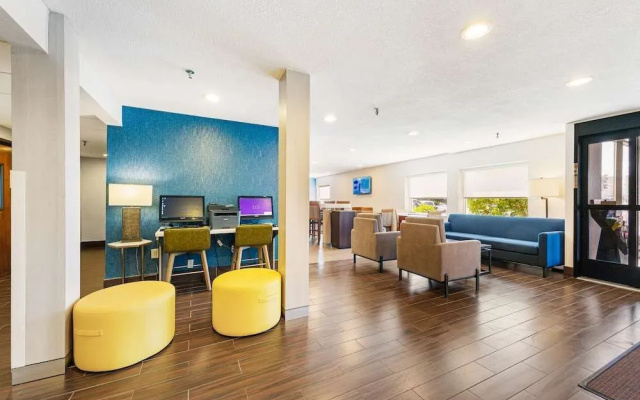 photo 2 of Baymont Inn And Suites Mayfield Heights