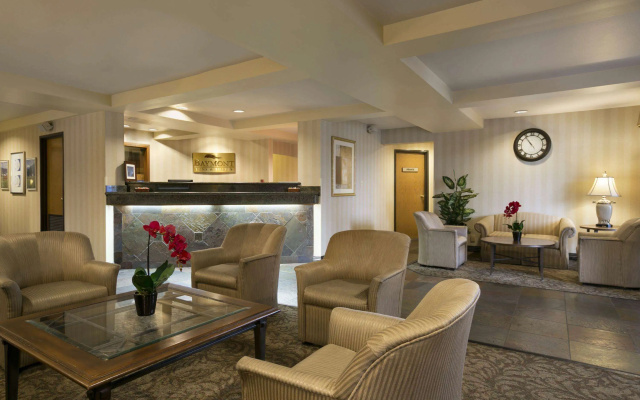photo 2 of Baymont by Wyndham Seattle/Kirkland WA