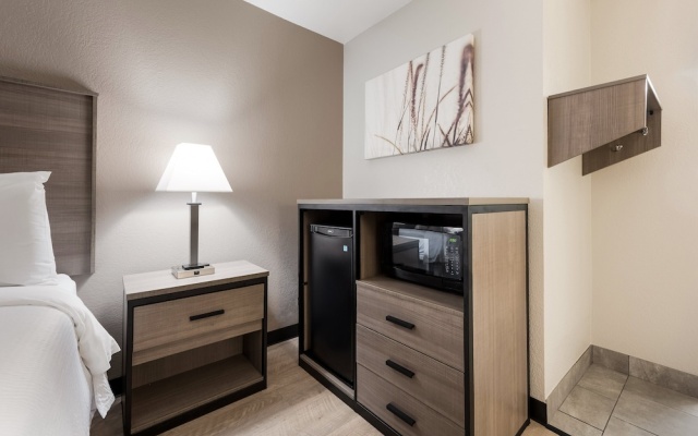 photo 4 of Baymont Inn & Suites