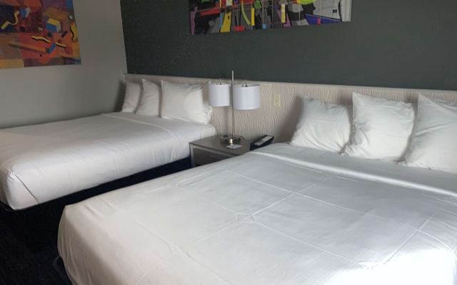 photo 3 of Baymont Inn & Suites by Wyndham Madison