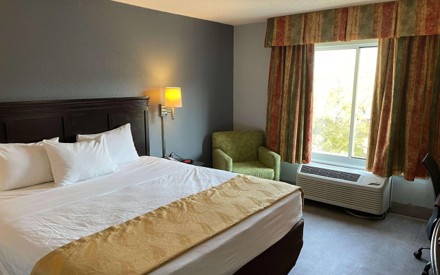 photo 3 of SureStay Plus Hotel by Best Western Durham Medical Center