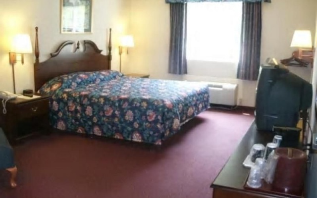 photo 2 of Baymont Inn & Suites Mount Vernon Renfro Valley