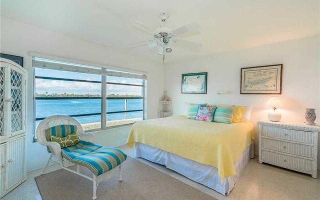 photo 3 of Bayside 294 - Three Bedroom Condo